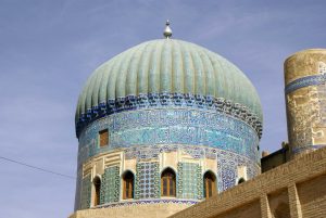 A picture of the ceiling of dome to Abu Nasr Parsa Shrine