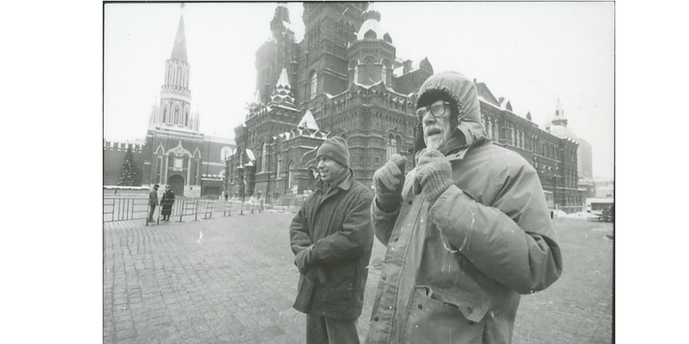 Fig 3: Robert Altman shooting in Moscow’s Red Square for Prêt-à-Porter (1994)