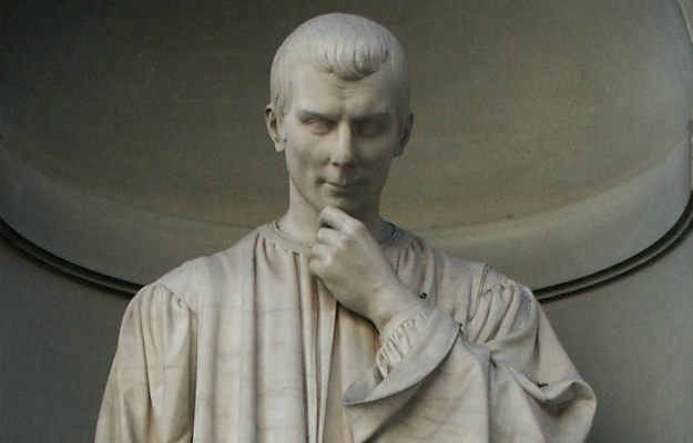 Statue of Niccolo Machiavelli outside the Uffizi Gallery in Florence, Italy.